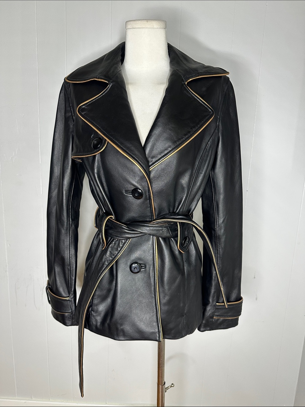 Vintage 90s Wilson Leather Dog Ear Collar Belted Mod Jacket